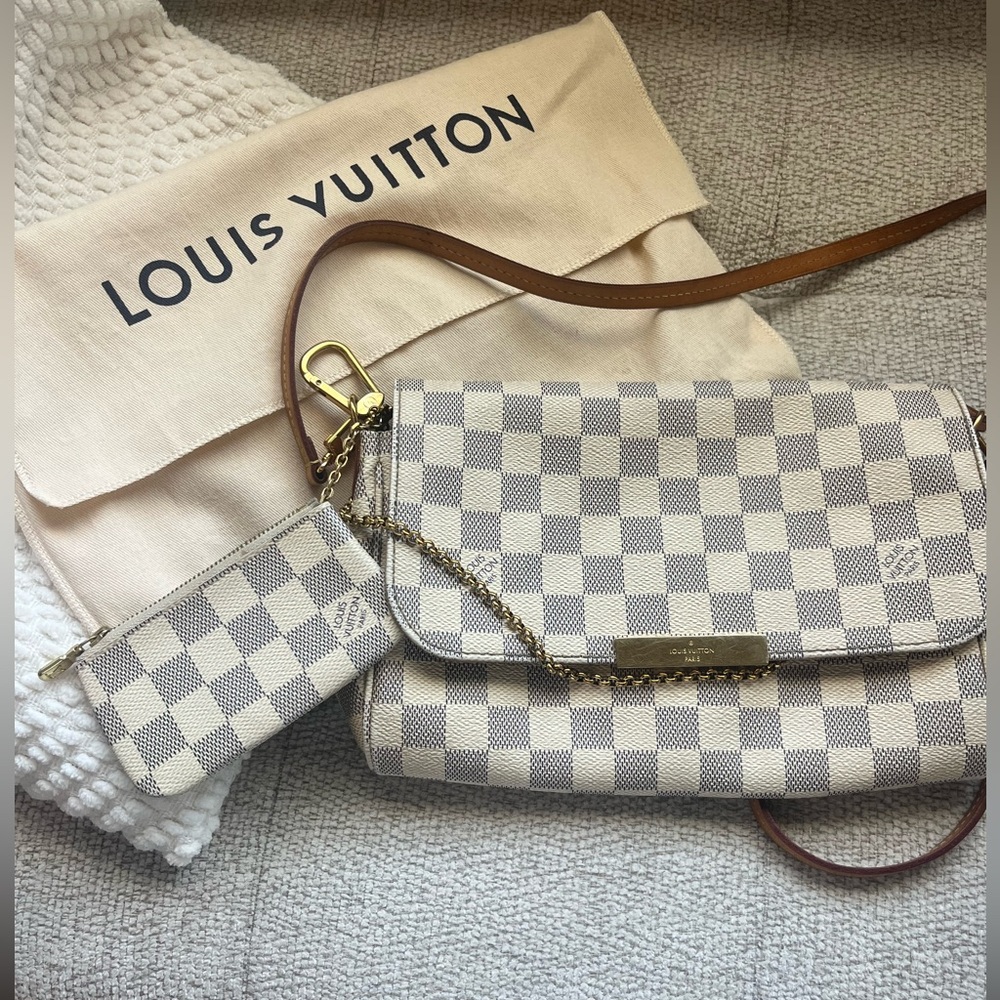 Louis Vuitton Crossbody and matching wallet. MM DM AZUR
